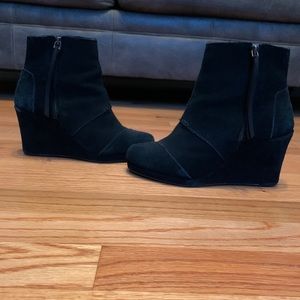 Wedge booties